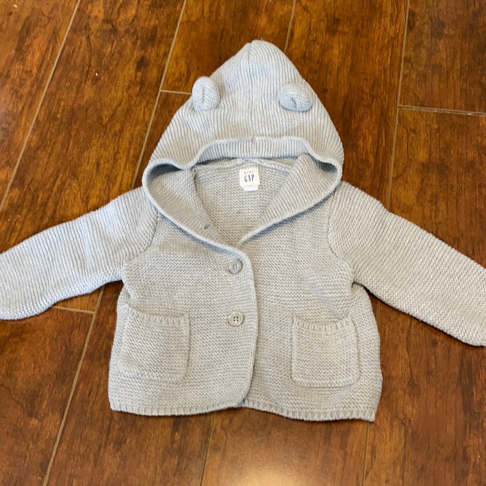 Baby Gap 3-6 month bear hood sweater